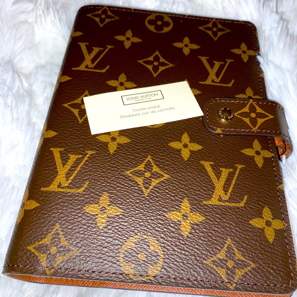 Louis Vuitton Medium Rings Agenda